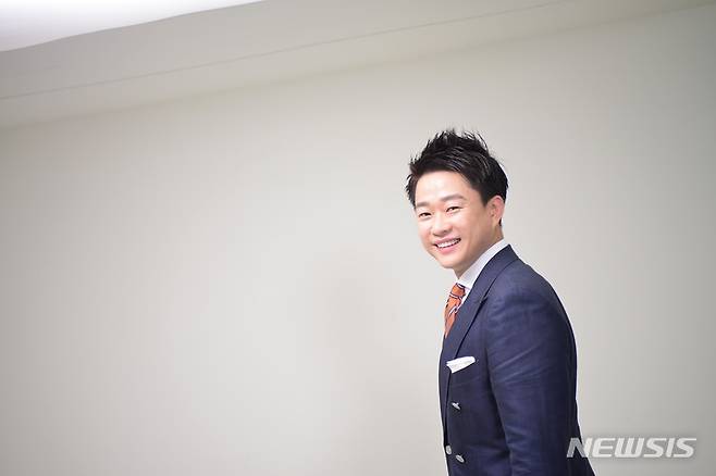 [대구=뉴시스]김정화 기자 = 교육 전문가 오대교의 입시전략 설명회가 롯데백화점 대구점에서 열린다. (사진 = 롯데백화점 대구점 제공) 2021.09.15. photo@newsis.com