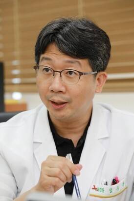 임승관 경기도의료원 안성병원장. <한겨레21> 류우종 기자 wjryu@hani.co.kr