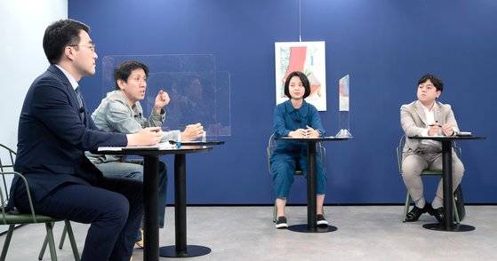 중앙일보 2040 세대 기획 좌담회가 13일 오전 상암중앙일보 빌딩에서 열렸다. 왼쪽부터 김남국 더불어민주당 의원, 임건순 작가, 류호정 정의당 의원, 임승호 국민의힘 대변인. 임현동 기자/20210913