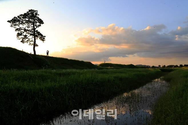 정북동토성 일몰 풍경