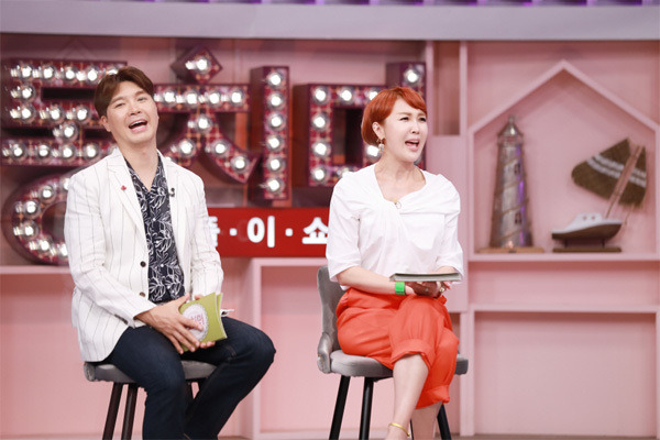 속풀이쇼 동치미의 MC 박수홍, 최은경 / 사진 = MBN