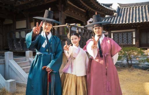 ‘홍천기’ 결방 아쉬움을 달랠 안효섭, 김유정, 공명의 훈훈한 추석 인사가 공개됐다. SBS 제공