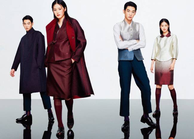 문화체육관광부의 한복 근무복 화보. [사진 제공 · 문화체육관광부]