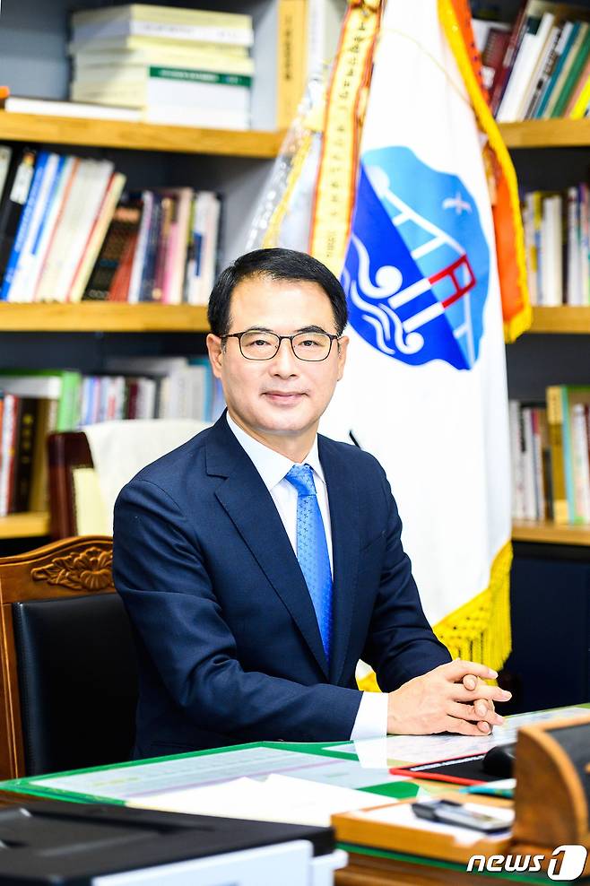 장충남 남해군수. © 뉴스1