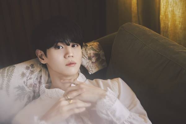 /사진=어라운드 어스