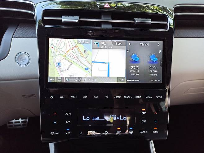 디 올 뉴 투싼 1.6 가솔린 터보 모델 센터페시아