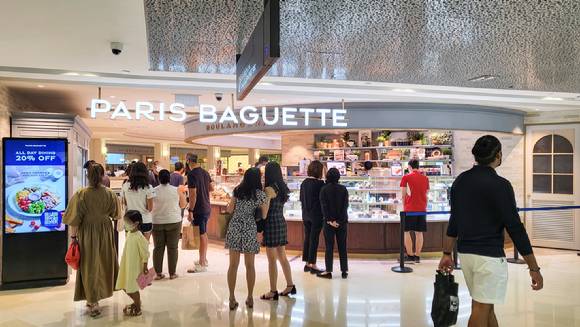SPC 싱가포르 파리바게뜨 아이온 오차드점 [사진=SPC]
