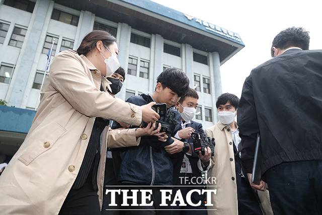 조주빈을 도와 성 착취물 제작·유포에 가담한 '부따' 강훈.