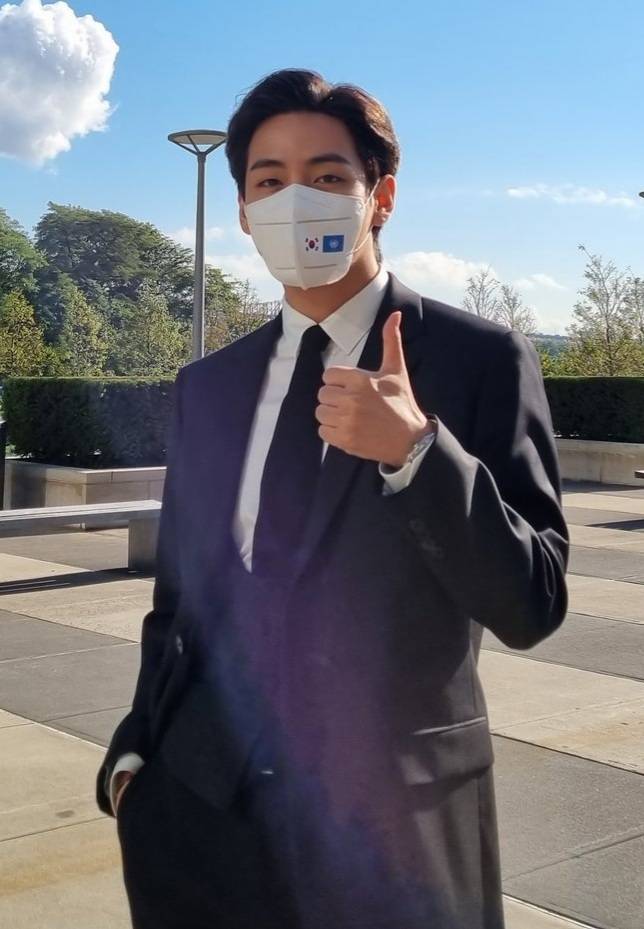 "아미, 가장 그리워" 방탄소년단 뷔, 가슴 뭉클 감동 팬사랑..美 ABC 뉴스 인터뷰