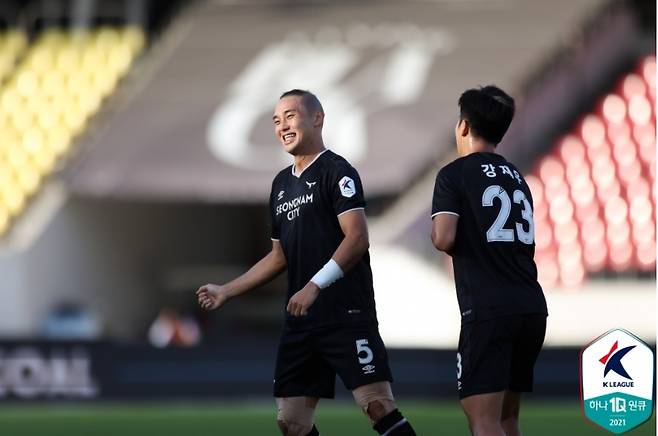 강원전 승리의 일등공신 성남 마상훈 (한국포로축구연맹 제공)