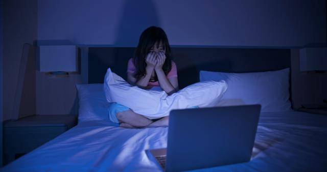 스마트폰이나 태블릿 단말기 등 디지털 기기의 보급으로 사이버 괴롭힘을 당하는 학생이 늘었다. 게티이미지뱅크