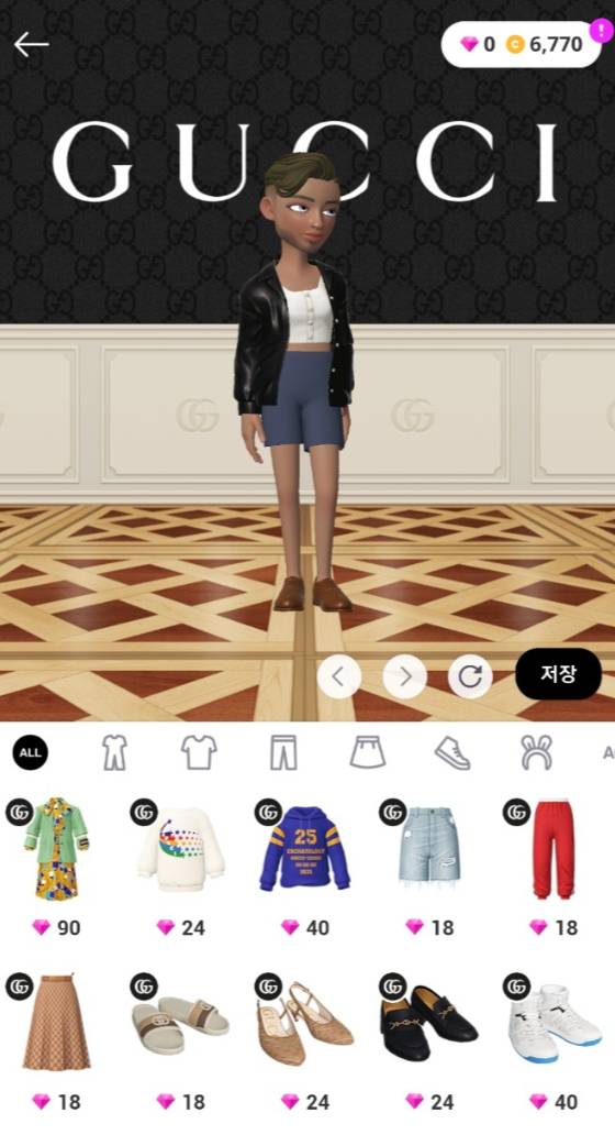 네이버 '제페토'에 입점한 구찌 브랜드의 모습. 구찌의 다양한 패션 제품들을 제페토 내에서 가상으로 구입할 수 있도록 했다.