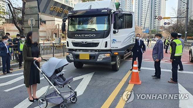 광주 스쿨존 사망사고 현장검증 [연합뉴스 자료사진]