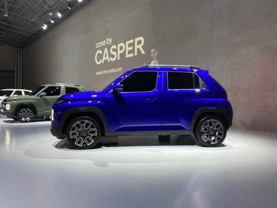 경기 기흥구 캐스퍼 스튜디오 2층에 전시된 캐스퍼 차량. 장우진 기자