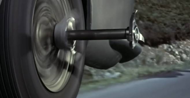 영화 ‘007 골드핑거’ 캡쳐. 사진=James Bond 007 유튜브