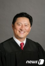 워싱턴주 서부 연방지법 판사로 지명된 존 전(한국명 전형승) 판사.© 뉴스1(워싱턴주 법원 홈페이지 캡쳐)