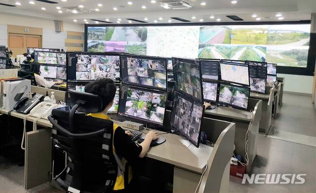 [광주=뉴시스] 광주 CCTV통합관제센터 상황실. photo@newsis.com