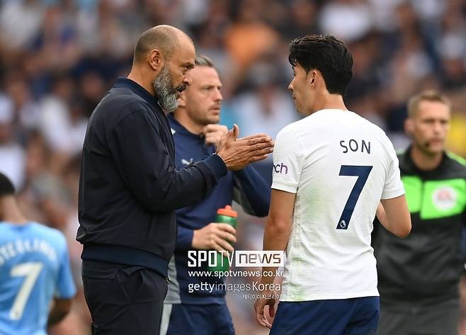 ▲ 위기의 토트넘 누누 감독(왼쪽)과 팀 내 핵심 선수 손흥민(오른쪽)