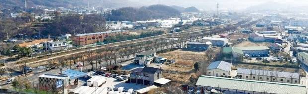정부는 3기 신도시 보상금이 시중에 풀리지 않도록 현금 대신 토지를 주는 대토보상을 활성화하고 있다. 토지보상을 시작한 경기 하남 교산지구.  한경DB
