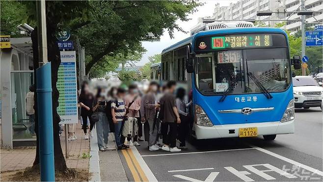 준공영제 시행 한달을 맞은 창원 시내버스. 창원시 제공