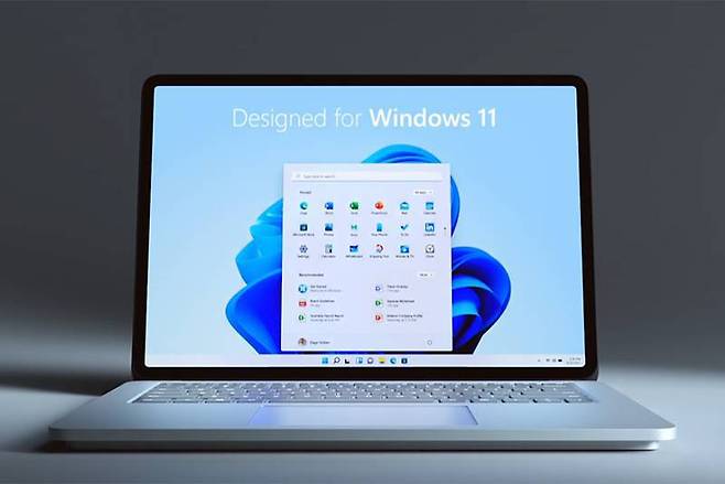윈도 11을 공식 지원하는 마이크로소프트 서피스 랩톱 스튜디오. 출처=마이크로소프트