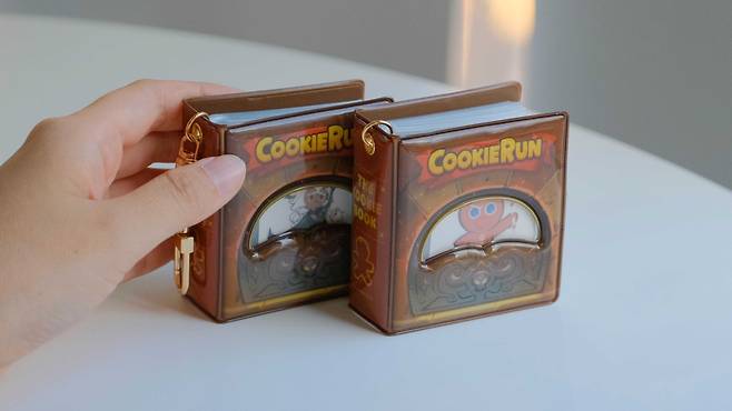 데브시스터즈는 자사 모바일 RPG '쿠키런: 킹덤' 속 쿠키를 모티브로 한 빵 8종을 CU(씨유)를 통해 선보인다고 1일 밝혔다.  /사진제공=데브시스터즈