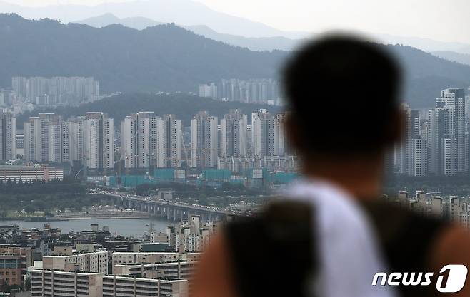 서울 중구 남산에서 바라본 아파트단지 모습. 2021.10.5/뉴스1 © News1 오대일 기자