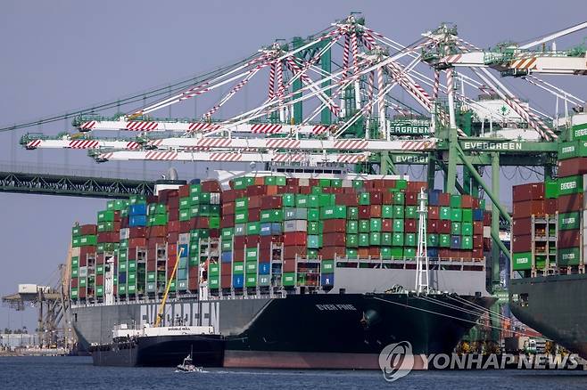 [로이터=연합뉴스 자료사진] 미국 서부 항만의 물류 대란