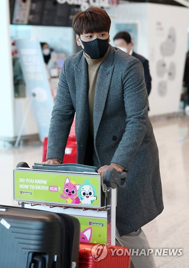 올해 2월 12일 김광현이 미국으로 출국하는 모습 [연합뉴스 자료사진]