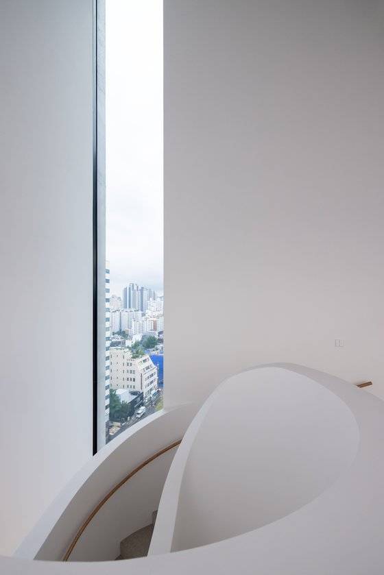 ST송은빌딩의 내부 모습. ©Iwan Baan[사진 송은문화재단]