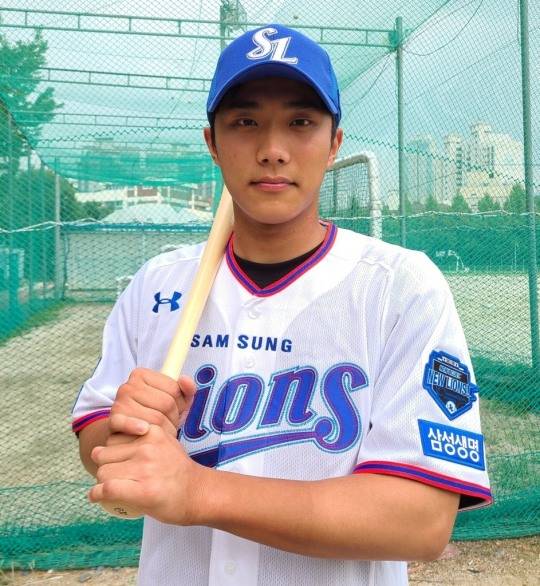 계약금 2억2000만원으로 삼성 유니폼을 입은 이재현[사진 삼성 라이온즈]