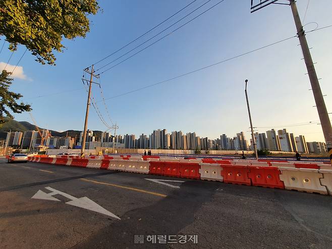 마천 3구역에서 바라본 위례신도시 모습.[이민경 기자]
