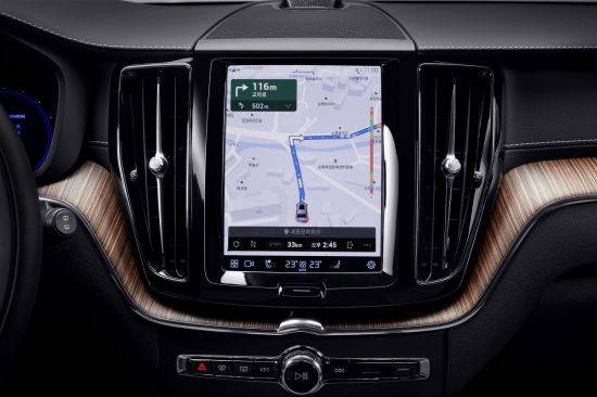 볼보 XC60 티맵 디스플레이