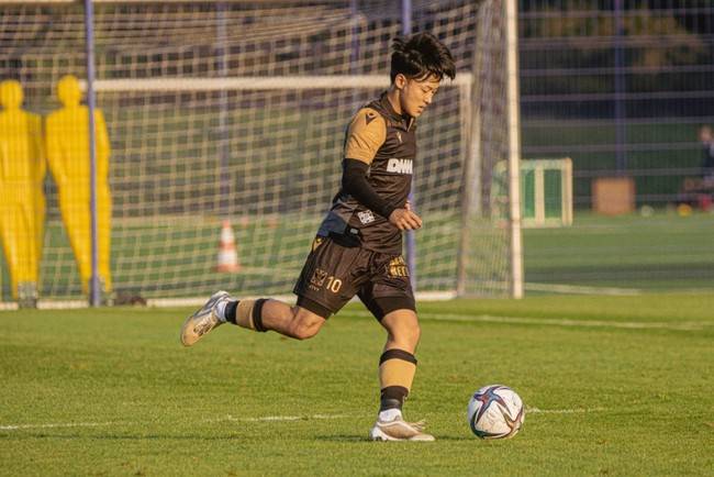 사진=신트트라위던 SNS