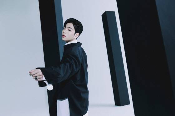 아이콘 구준회, 영화 '죽어도 다시 한번' 확정..조병규와 호흡