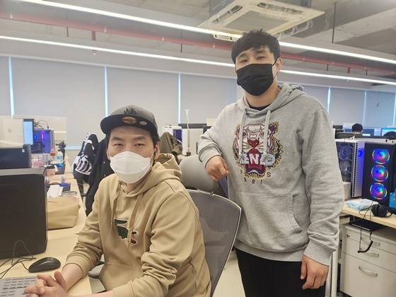 브이에이게임즈 손범석 대표(좌)와 현문수 PD