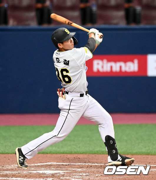 상무 피닉스 내야서 서호철./OSEN DB
