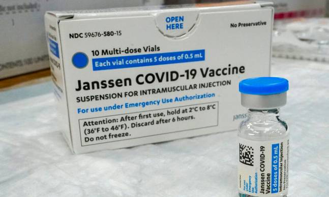 미국 제약사 존슨앤드존슨의 코로나19 백신. AP=연합뉴스