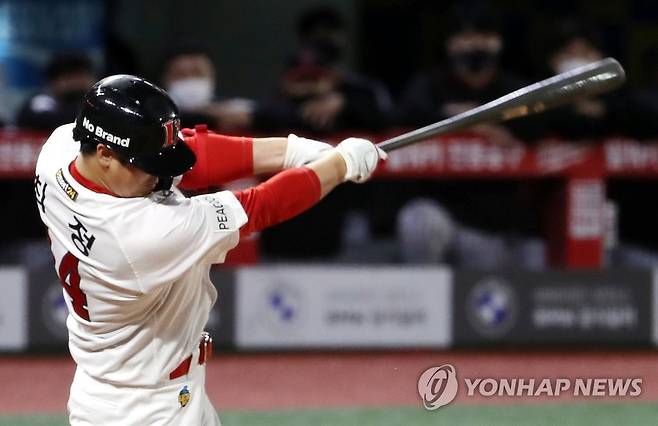 SSG 최정 극적인 3점 홈런 [연합뉴스 자료사진]