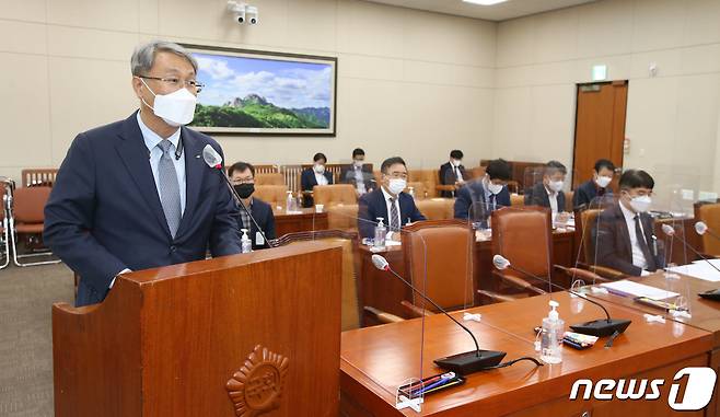 박재현 수자원공사 사장이 21일 국회 환경노동위원회 전체회의에 참석해 긴급 현안보고를 하고 있다. 2021.10.21/뉴스1