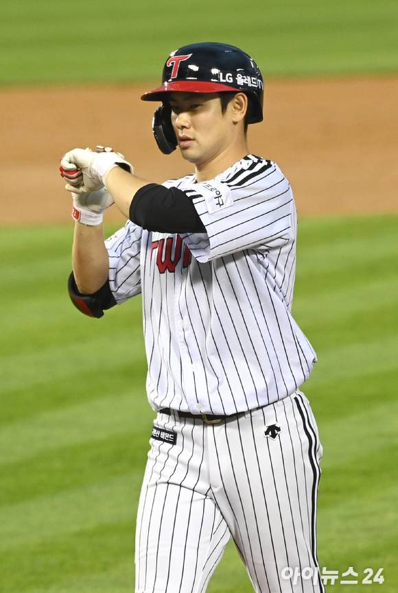 LG 트윈스 홍창기는 21일 열린 키움 히어로즈와 홈 경기에서 3안타로 제몫을 했다. [사진=정소희 기자]