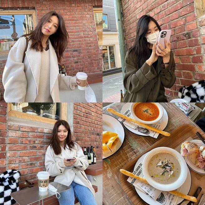 Group Girls Generation members Choi Sooyoung and Tiffany enjoyed their morning date.Choi Sooyoung posted several photos on his SNS with AM on the 22nd.In the photoChoi Soo Young and Tiffany Young are taking mirror selfies, and the two are enjoying breakfast with bagels and drinks at a cafe in Jongno.The two mens soft makeup and modest styling stand out on the day, and they still boast a strong friendship in their 15th year of debut, and fans are cheering.MeanwhileChoi Soo Young has recently appeared in Drama So I Married Antifan and Netflix Move to Heaven and is building filmography as an actor.He is set to have an online fan meeting on November 13, and has been in love with Actor Jung Kyung-ho for nine years.Tiffany is currently working as a master on Mnet Girls Planet 999.He also recently challenged the musical through the musical Chicago, and will make his debut at the small screen with JTBCs new drama The youngest son of the chaebol house, which is scheduled to air next year.