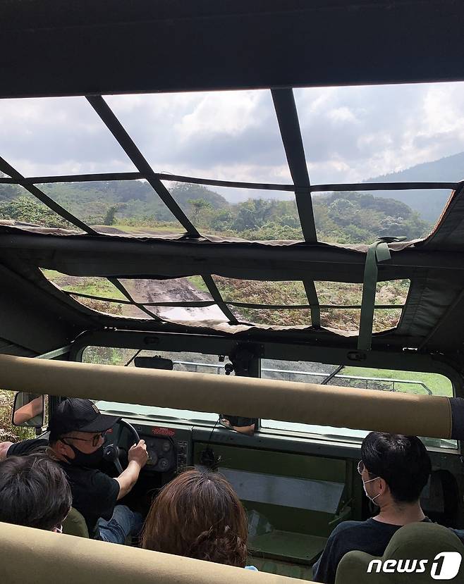 험비로 즐기는 오프로드© 뉴스1