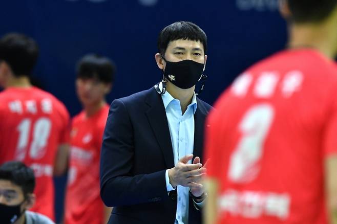 한국전력 빅스톰의 장병철 감독.&nbsp; &nbsp;프로배구연맹(KOVO)