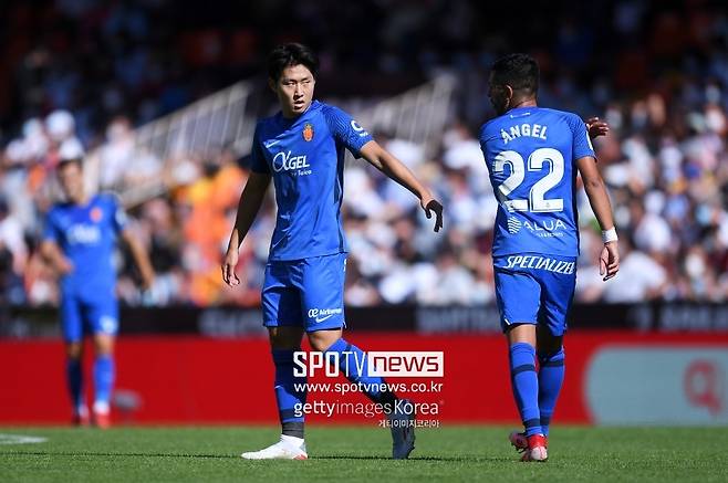 ▲ 이강인(왼쪽)