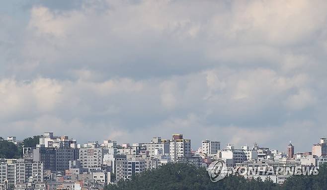 구름 많은 날씨 [연합뉴스 자료사진]