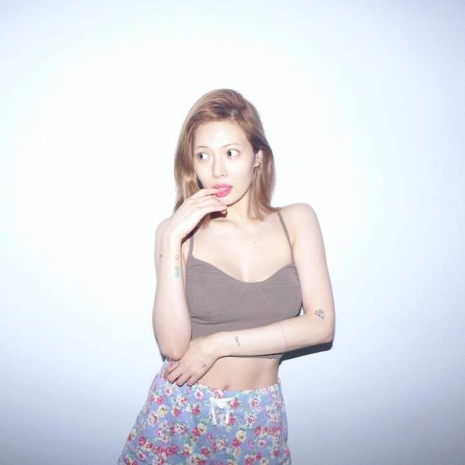 현아 인스타그램 @hyunah_aa