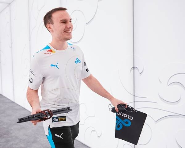 클라우드 나인의 미드라이너 '퍽즈' 루카 페르코비치.&nbsp; &nbsp;라이엇 게임즈 제공