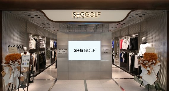 베이징 SKP백화점 내 프리미엄 골프 편집숍인 'S+G GOLF'