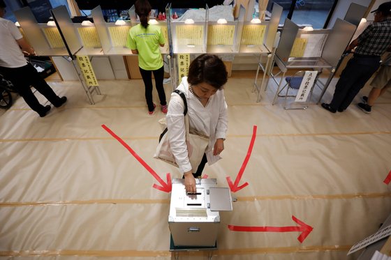 지난해 일본 참의원 선거 모습. 로이터=연합뉴스